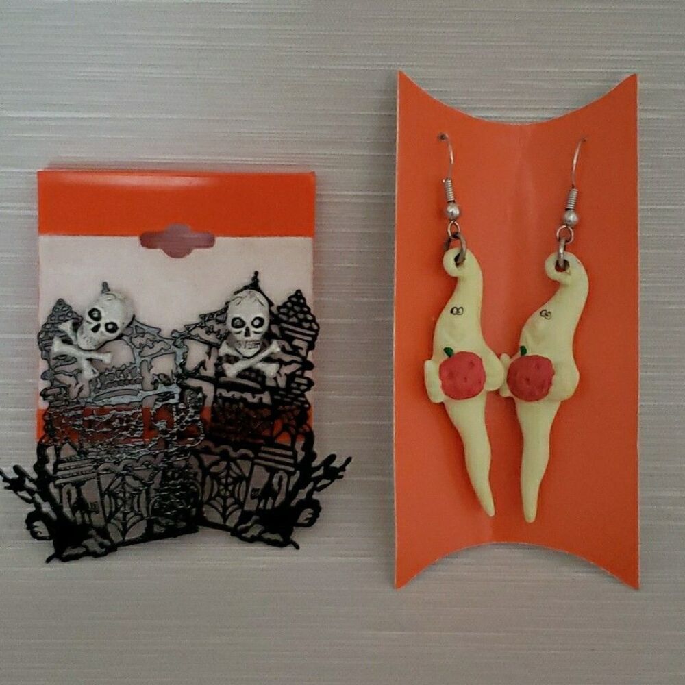 Russ Glow in the Dark Ghost & Haunted House Skull Earrings Halloween Novelty